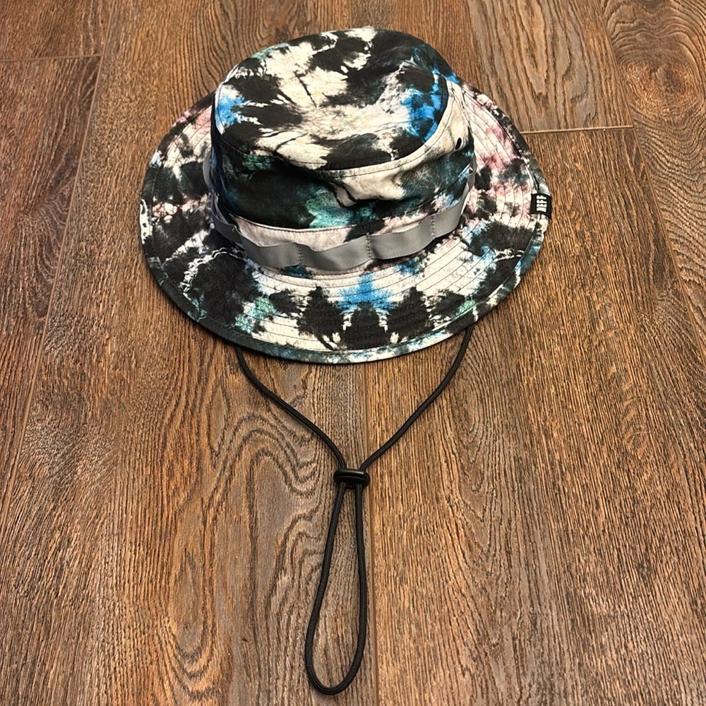 Neff Men’s Booney Hat, OS. Multi Tie Dye, With Gray Detailing. NWT.